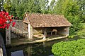 Le lavoir au bord de la Gée.