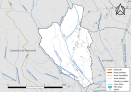 Carte en couleur présentant le réseau hydrographique de la commune