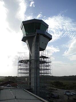 Nieuwe verkeerstoren in opbouw in 2009