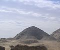 Vue des ruines la pyramide de Niouserrê