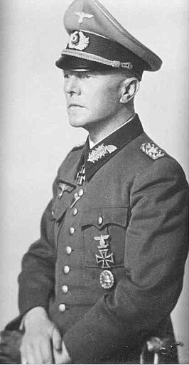 Generalleutnant Hans Graf von Sponeck