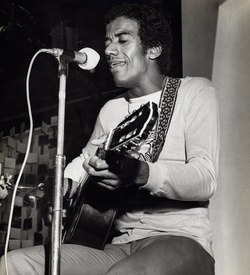 Jorge Ben esiintymässä vuonna 1972