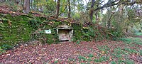 Sogenanntes „Ehrenmal“ der SS, errichtet von Häftlingen des KZ Breitenau im Wald über Guxhagen