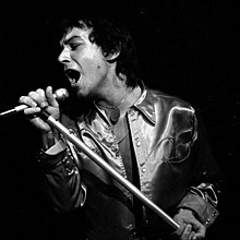 Eric Burdon, 1973.jpg