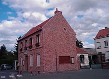 Mairie de Roucourt.jpg