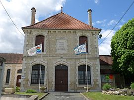 The town hall in La Barde