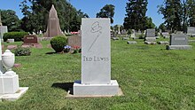 Lapide di Ted Lewis al Forest Cemetery di Circleville, Ohio.