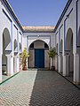 Minor courtyard following the entrance of the palace