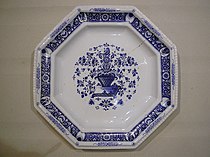 Porcelana barwiona błękitem Thénarda