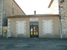 Eymouthiers mairie.JPG