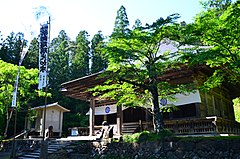 黒石寺5月の様子