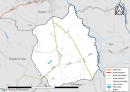 Carte en couleur présentant le réseau hydrographique de la commune