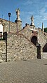 Statue di angeli presso il Santuario della Beata Vergine Addolorata