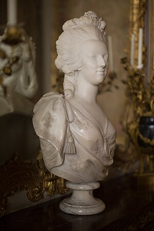 Marie-Antoinette (1783), châteaux de Versailles et de Trianon.