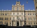 Façade sur la ville du palais ducal.