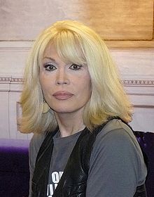 Amanda Lear 2010 a.jpg