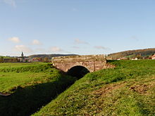 Pont sur la Grâce en aval du village.