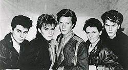 Az együttes klasszikus felállása (balról jobbra): Roger Taylor, Nick Rhodes, Simon Le Bon, Andy Taylor és John Taylor