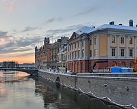 Strömgatan väster ut från Norrbro, med Arvfurstens palats, Sagerska huset, Adelswärdska huset och Rosenbad.