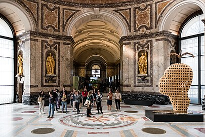 The Great Rotunda in 2019, featuring the artwork New Breath, or the Burgeoning Congo by Aimé Mpane