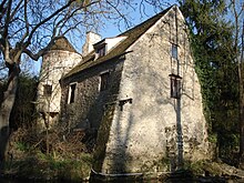 Photographie du moulin de Rochopt vu depuis la rivière de l'Yerres