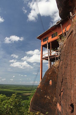 Gilid ng talampas, Phu Thok