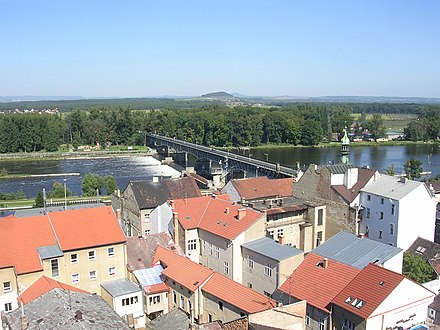 Roudnice nad Labem et le pont sur l'Elbe.