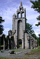 L'église ruinée de Botmel : la façade.