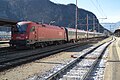 ÖBB EC (EC88 München - Verona) az állomáson egy négyáramnemű ÖBB 1216 sorozatú mozdonnyal