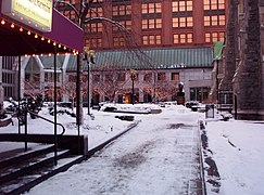 Place Raoul Wallenberg, Montreal