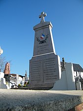 Le monument aux morts pour la patrie.