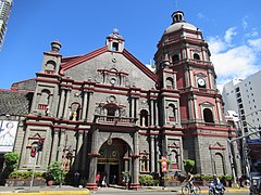 Binondo Church serves the Roman Catholic Chinese community.