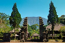 Pura Luhur Batukaru's gateway entrance