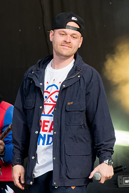 Sticks tijdens het Bevrijdingsfestival in Zwolle met Great Minds (2014).