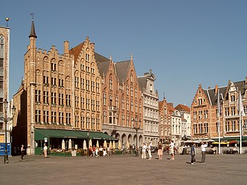 Cranenburg House (left)