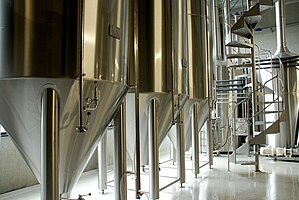 Brouwerij Dilewyns gist- en lagertanks