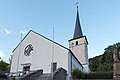 Kirchturm der katholischen Pfarrkirche St Vitus