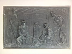 Relief im Foyer des Hauses 8