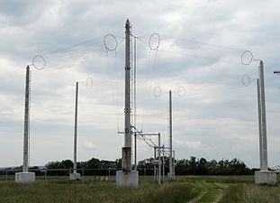 Quadrant antenna, similar to rhombic, at an Austrian shortwave broadcast station. Radiates horizontal beam at 5–9 MHz, 100 kW