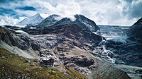 Turtmannhütte mit Gletscher, 2024