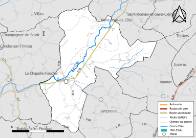 Carte en couleur présentant le réseau hydrographique de la commune