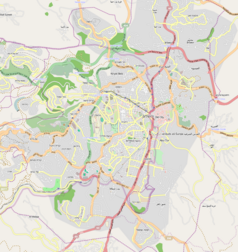 Mapa konturowa Jerozolimy, w centrum znajduje się punkt z opisem „Giwat Ramגבעת ריכוז-מפקדים”