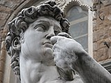 David. Detalle de réplica de escultura de Miguel Anxo. Piazza della Signoria, Florencia