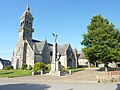 L'église paroissiale Saint-Pierre : le flanc sud.