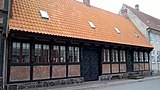 Apostelhuset i Næstved er et bindingsværkshus der oprindeligt blev brugt som pakhus (1510-20).