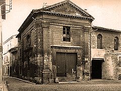 Chapelle des Pénitents violets, œuvre de Jean Péru.