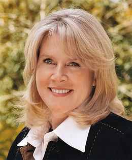 Tipper Gore Headshot.jpg