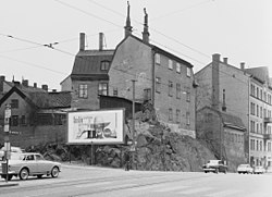 Fastigheten Tapeten 9 sedd från Hornsgatan mot öster, 1962 och 2018.