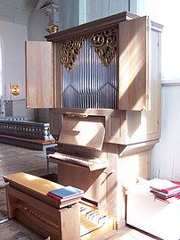 Orgue positif (posé au sol, démontable).