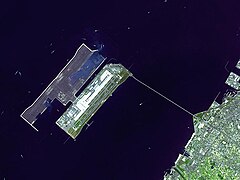 Satellitbild över flygplatsen